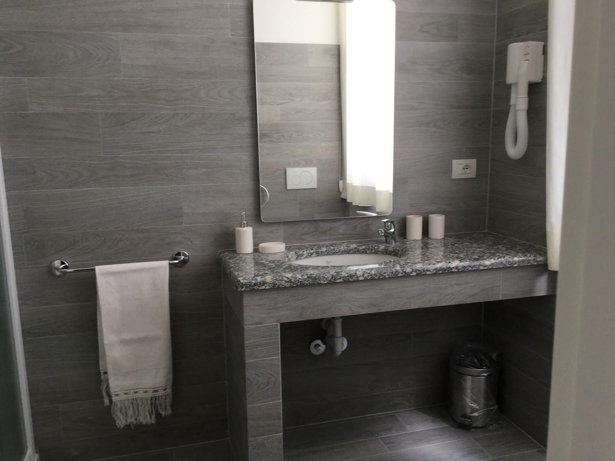 לקו B&B Pescarenico מראה חיצוני תמונה